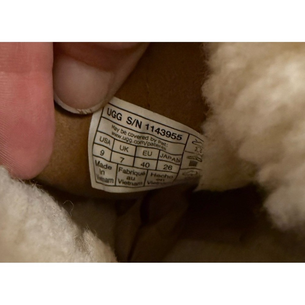 Women's UGG Funkarra Zip Cuffed Cold-Weather Booties Chestnut Size 9 EUC - Picture 9 of 9